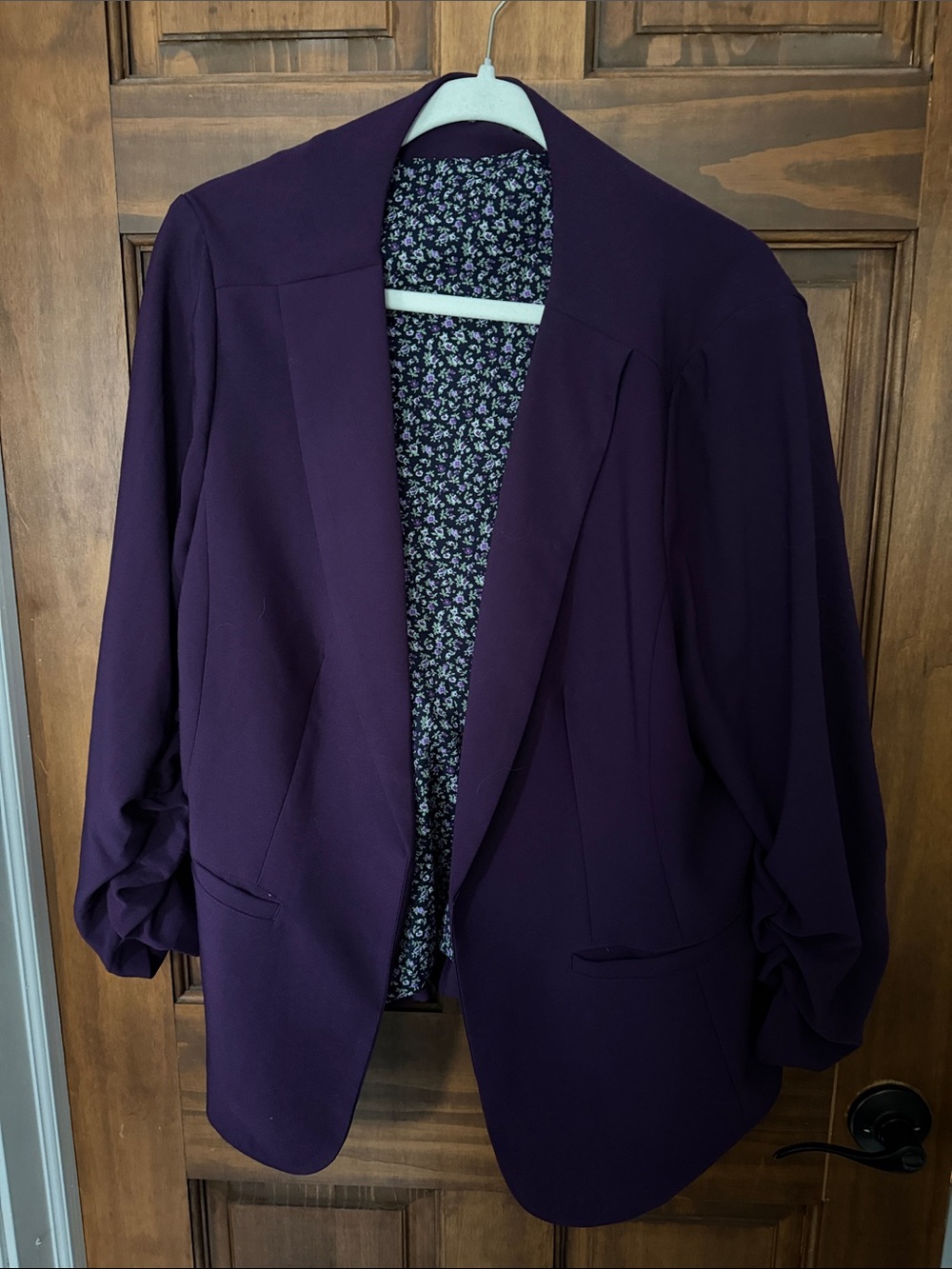Skies Are Blue Open-Front Blazer in Deep Plum